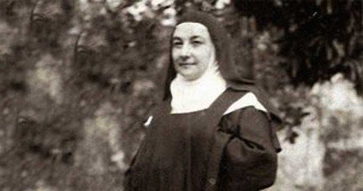 Maria do Carmo da Santíssima Trindade em evidência